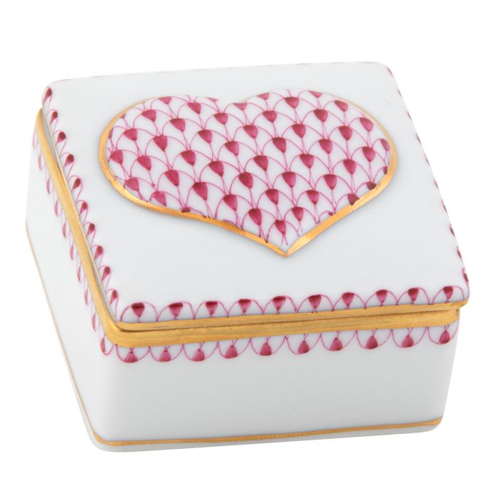 Herend Raspberry HEART BOX Embossed 2in L X 2in W