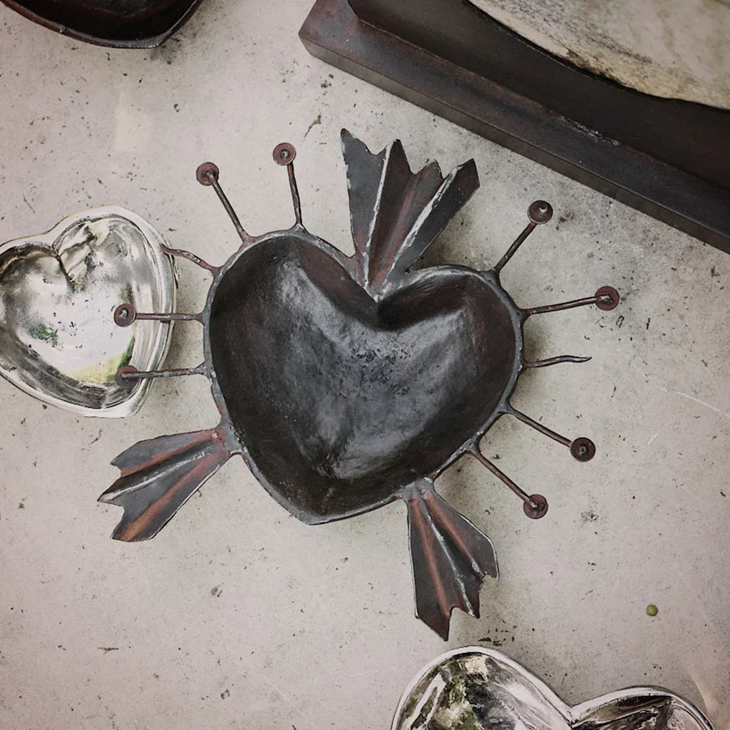Jan Barboglio Heart Dish Corona d'Luz Corazon