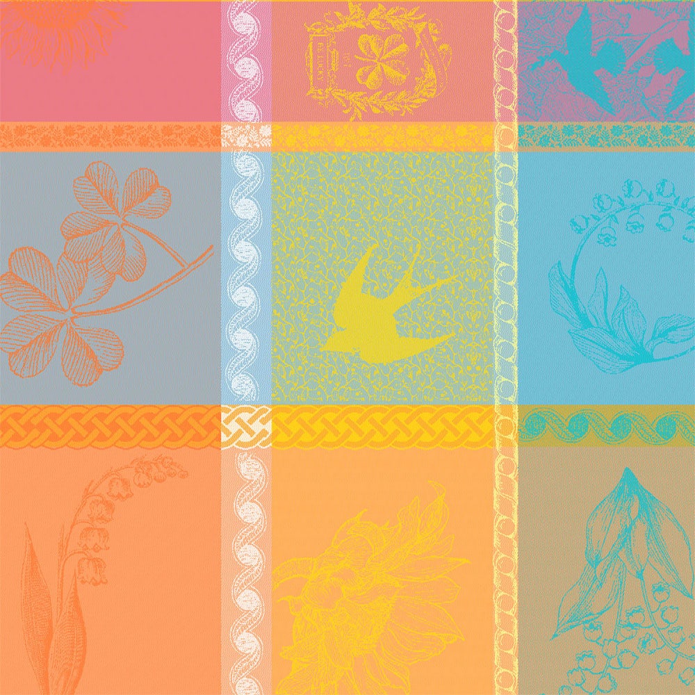 Garnier Thiebaut Bonheur Salsa Napkin 22" x 22"