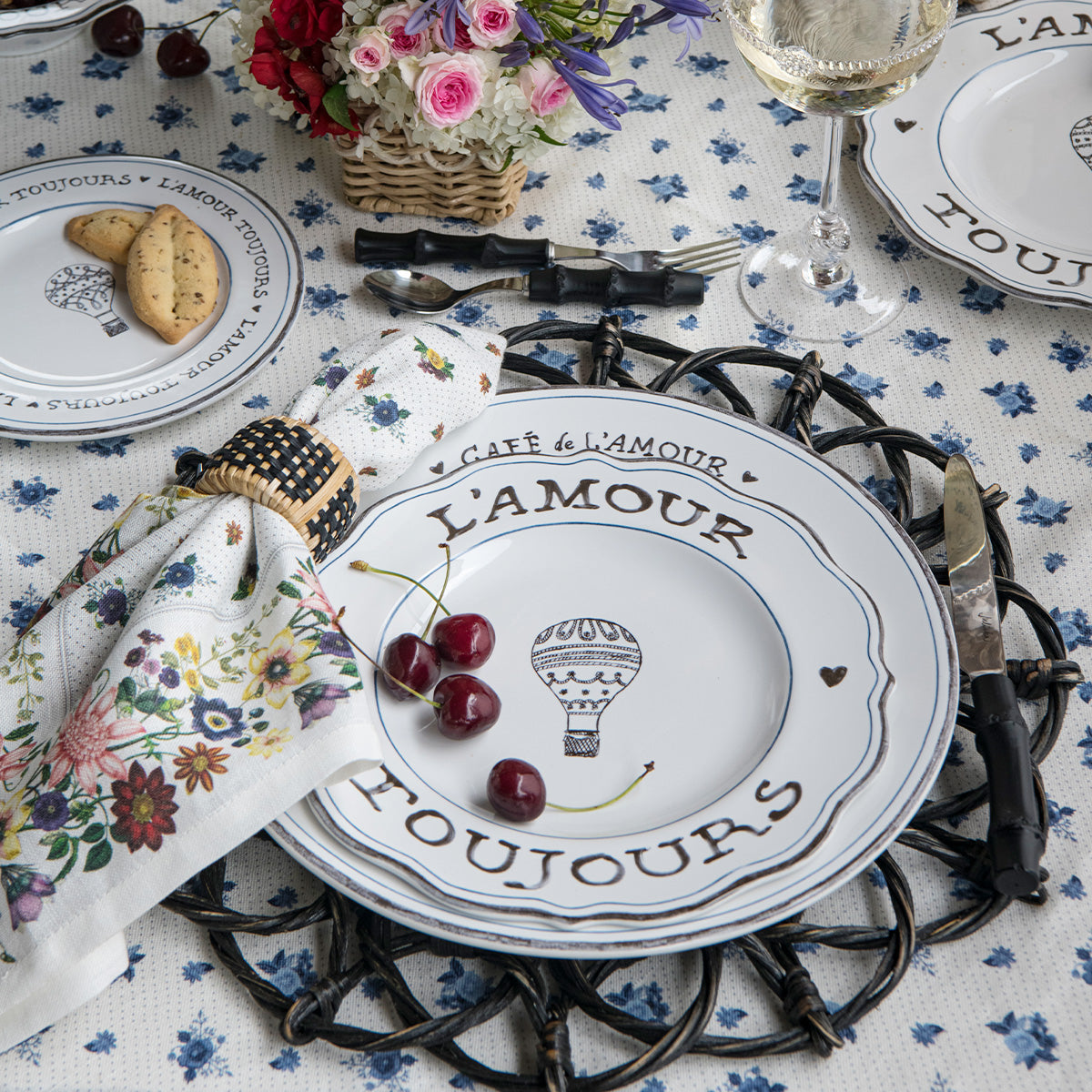 Juliska L'Amour Toujours 16 Piece Place Setting
