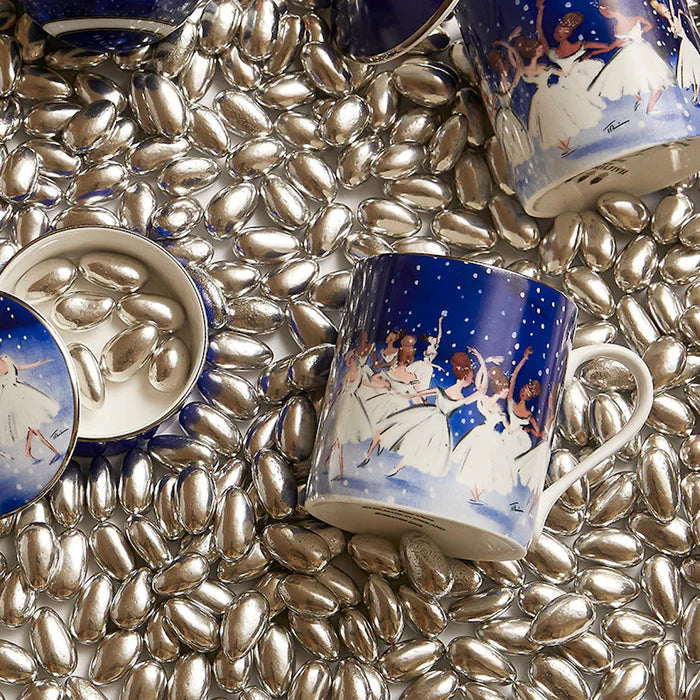 Halcyon Days Mug - Waltz of Snowflakes