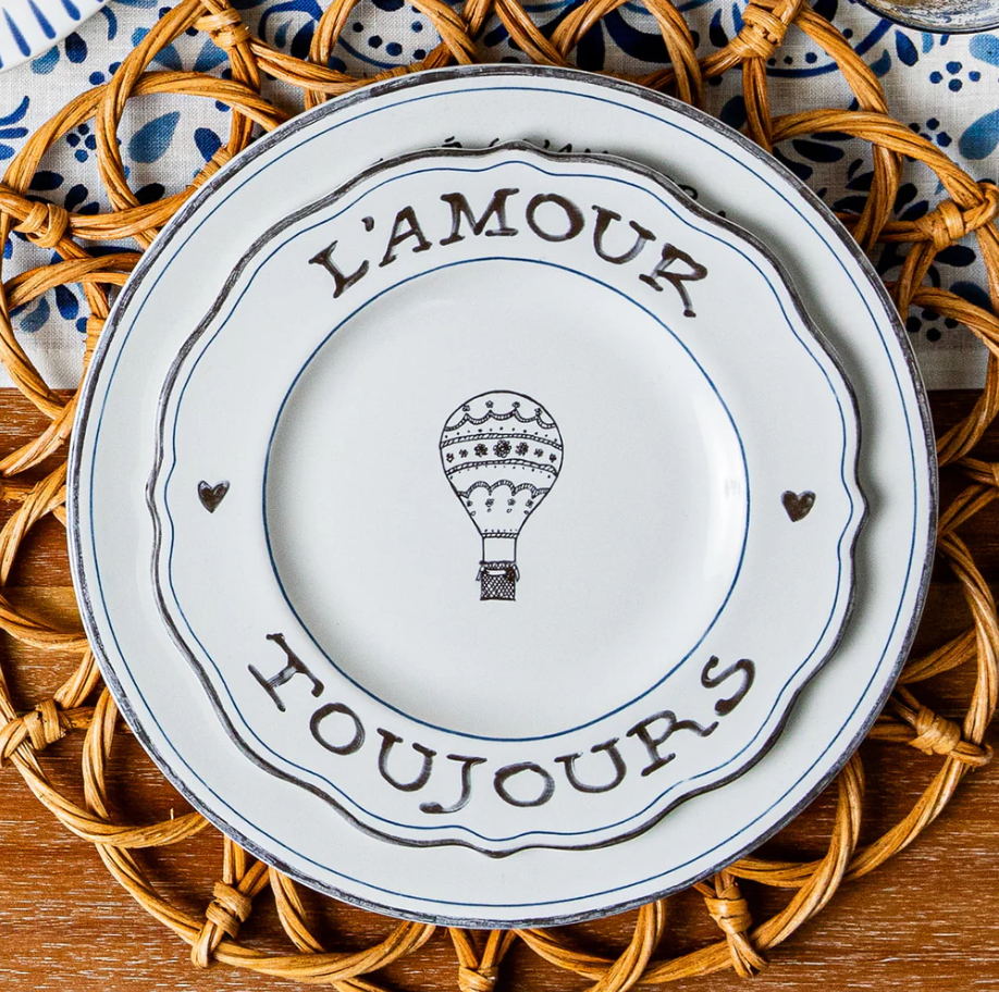 L'Amour Toujours
