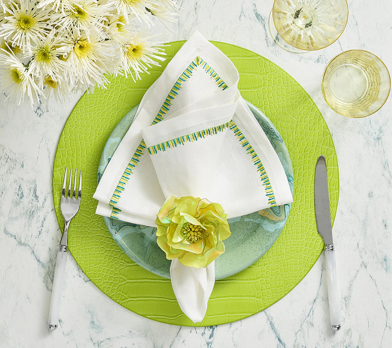 Kim Seybert Napkin Rings: Gardenia in Citron, Set of 4