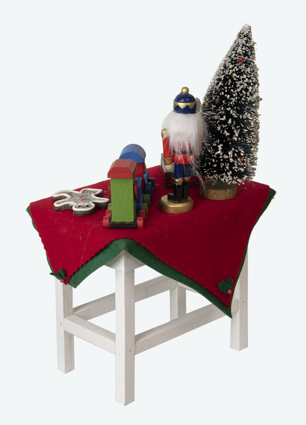 Byers Choice Accessory 2023: Decorated Table