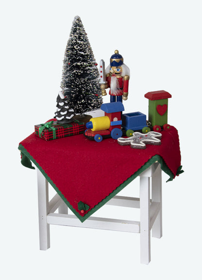 Byers Choice Accessory 2023: Decorated Table