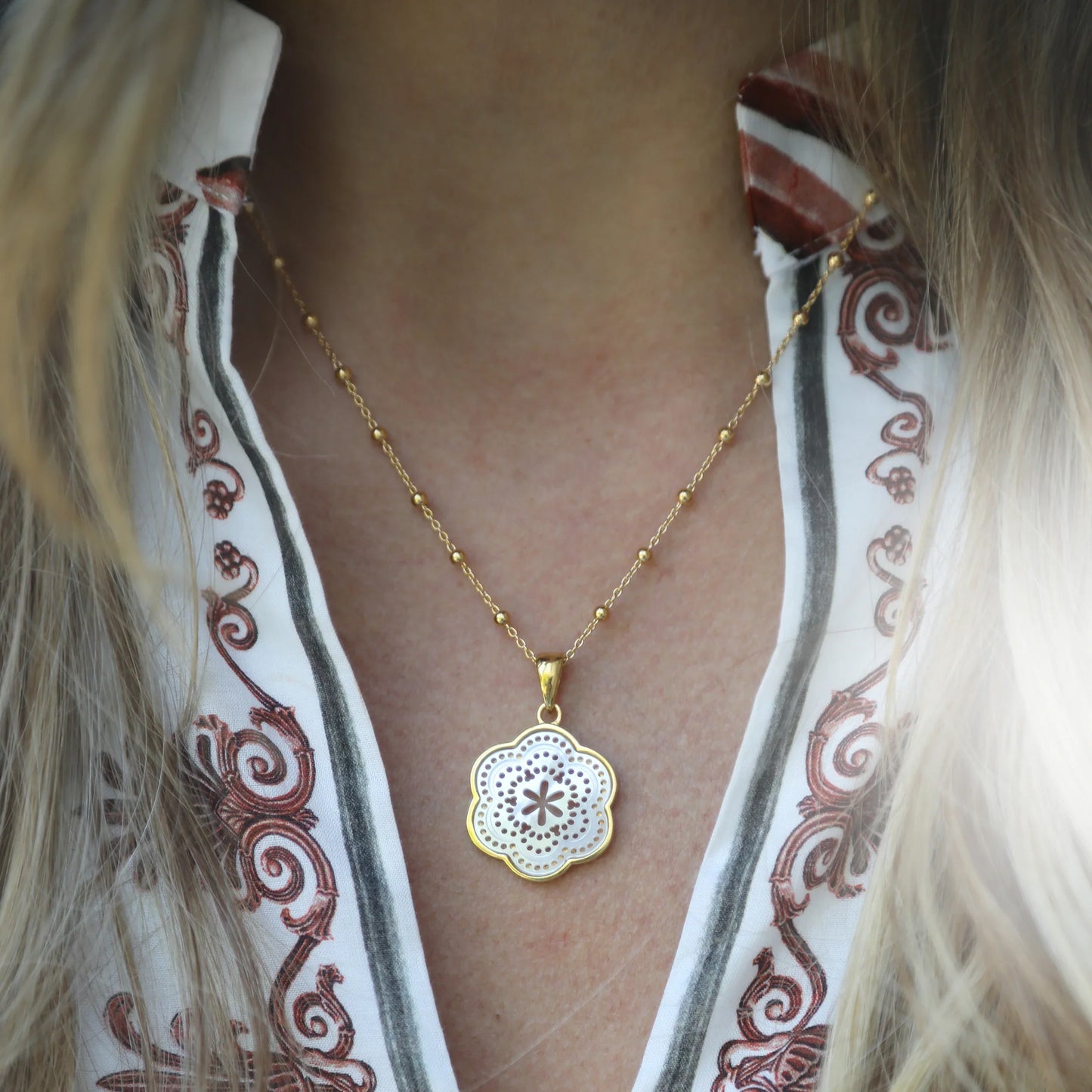 ASHA NCK Tamarin Flower Charm & Necklace