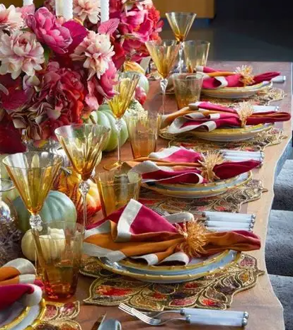 Linens & Table Accessories