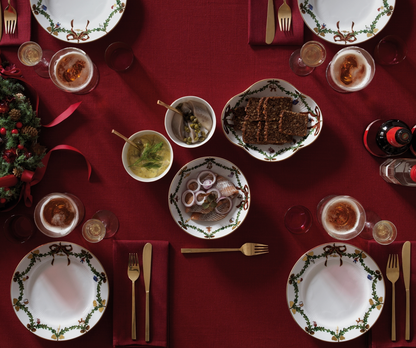 Royal Copenhagen Star Fluted Christmas Salad Plate 8.75 Inches