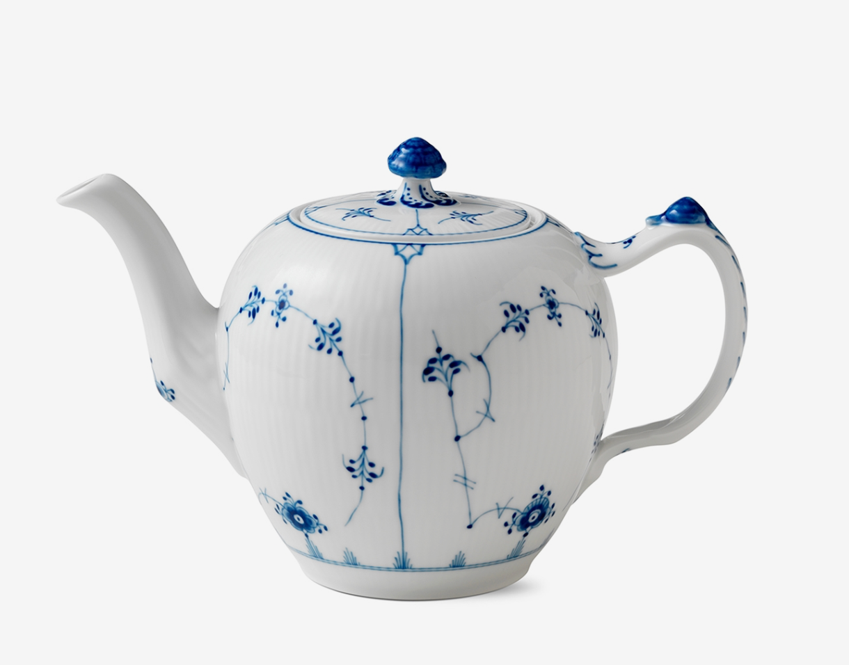 Royal Copenhagen Blue Fluted Plain Floral Pattern Blue TEAPOT 100 CL