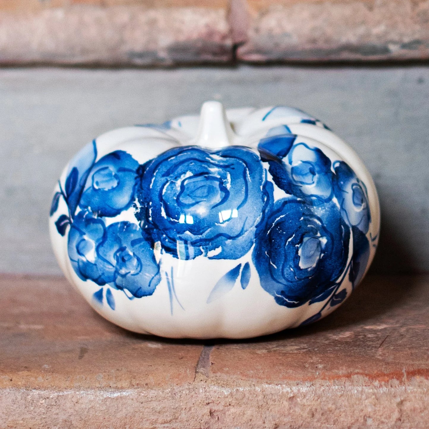 Vietri Pumpkins Blue Camellia - Small