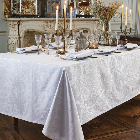 Garnier Thiebaut  Round Mille Isaphire Blanc Jacquard Tablecloth