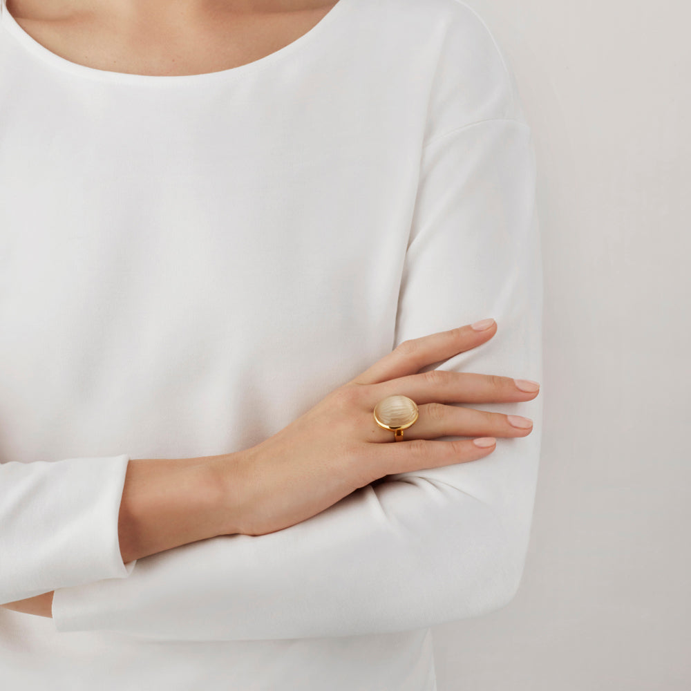 Lalique Ring - Vibrante - Clear/Gold, Size 8 (57)