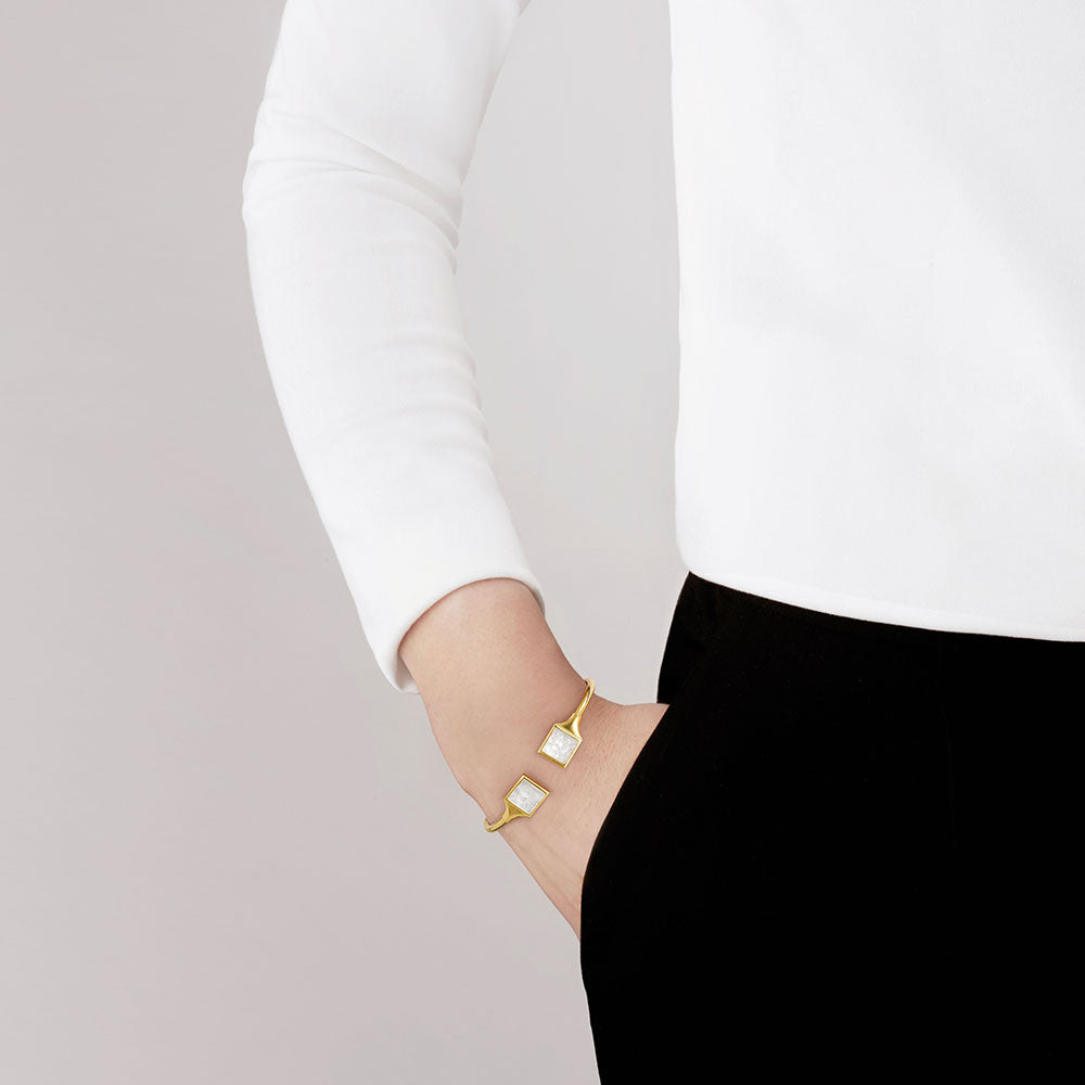 Lalique Bracelet - Arethuse Flexible Bangle - Clear/Gold in Large