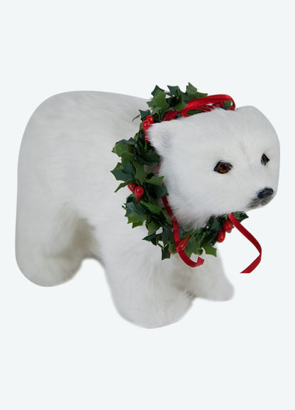 Byers Choice Animal: Polar Bear with Wreath