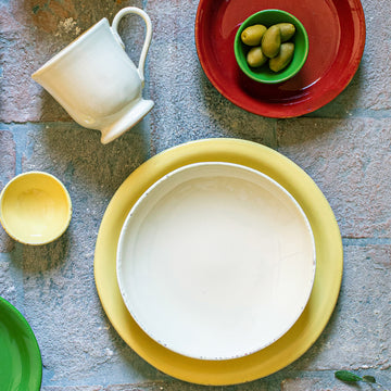 Vietri Cucina Fresca Pasta Bowl - Crema