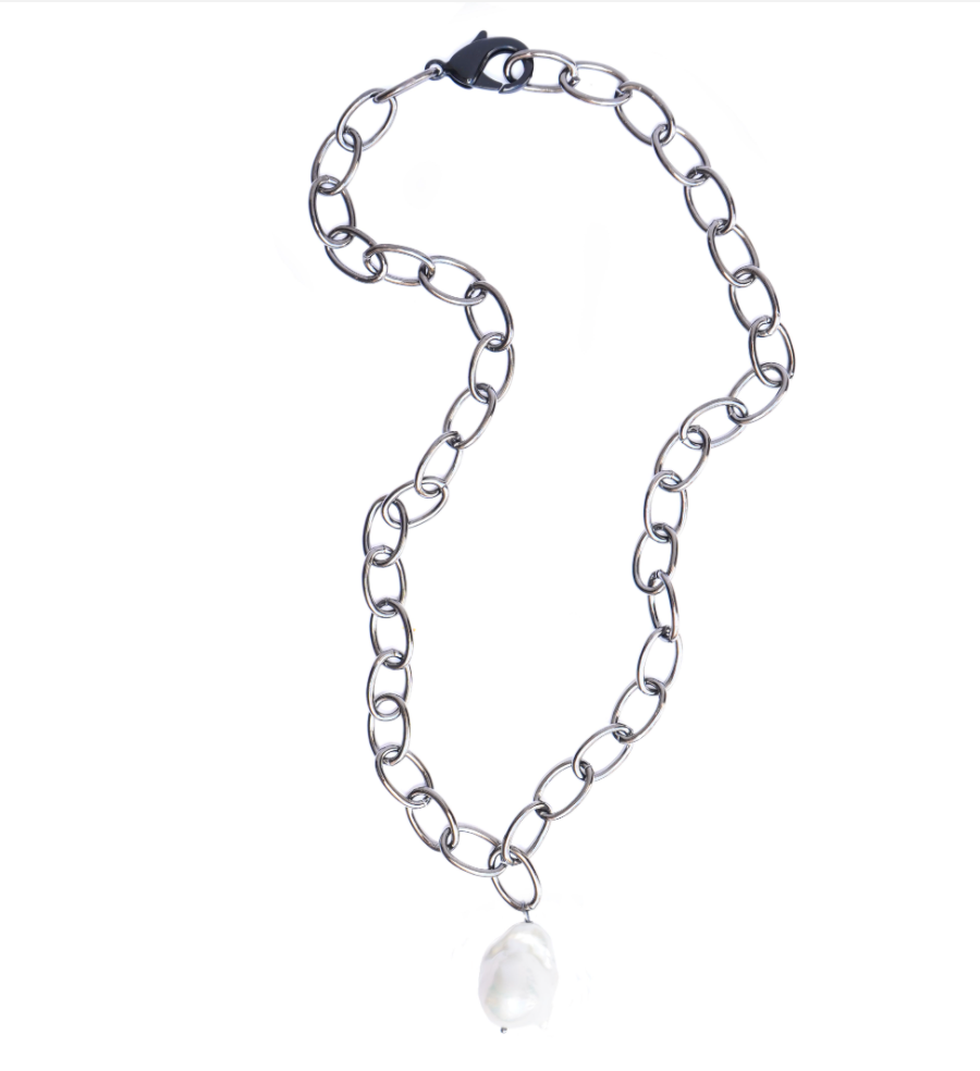 Shiny Gunmetal Chain with White Baroque Pearl,