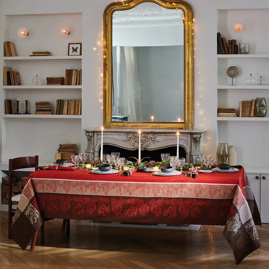 Garnier Thiebaut Couronne De Noel Rouge Tablecloth, 69" x 120"